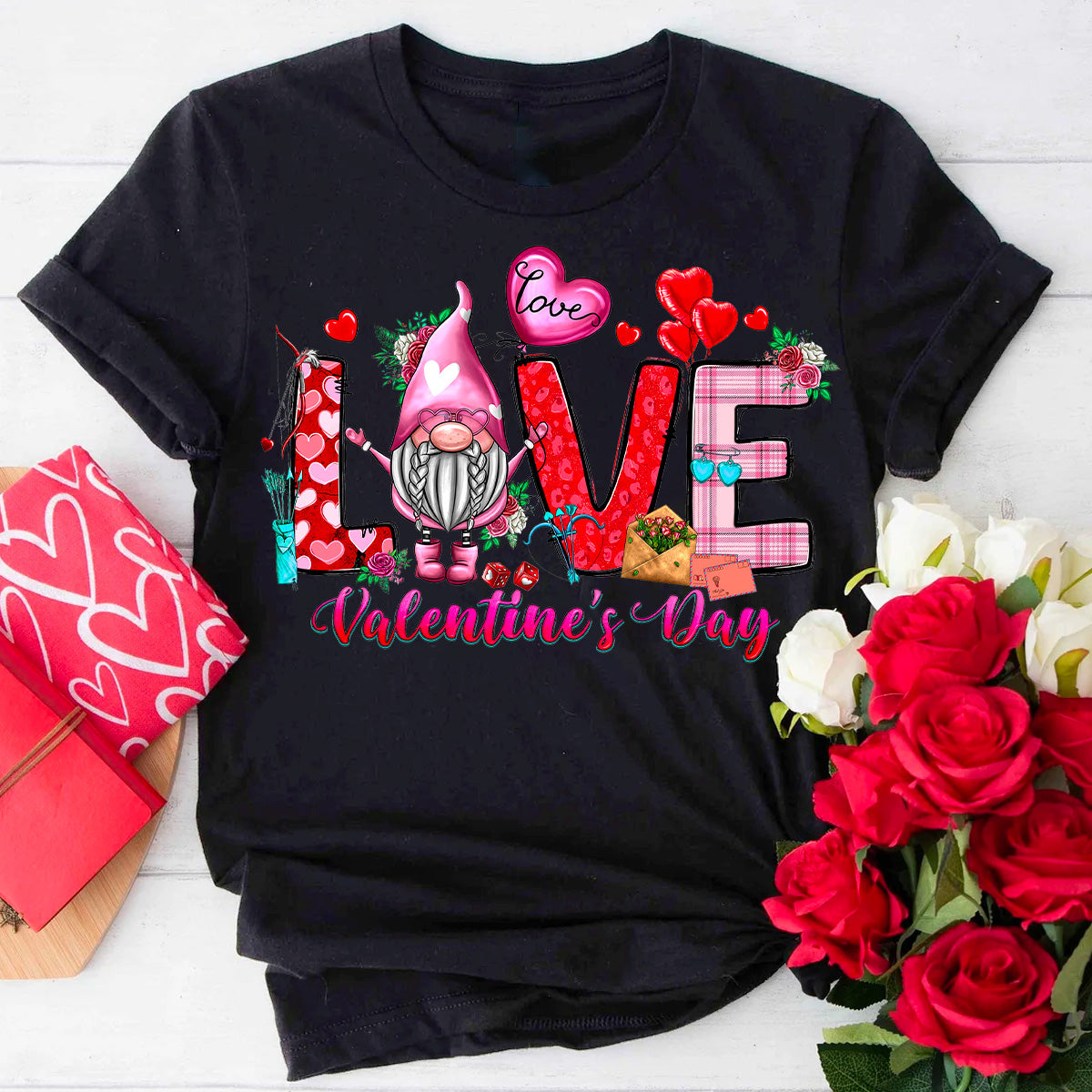 Love Valentine's Day With Gnome T-Shirt