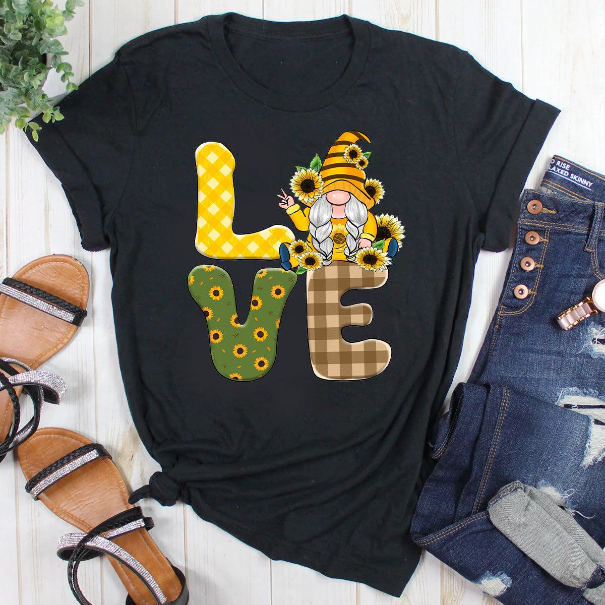 Love Sunflower Gnome T-Shirt