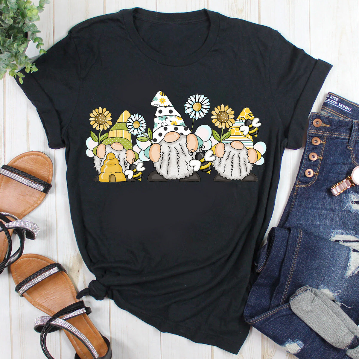 Gnome Daisies T-Shirt