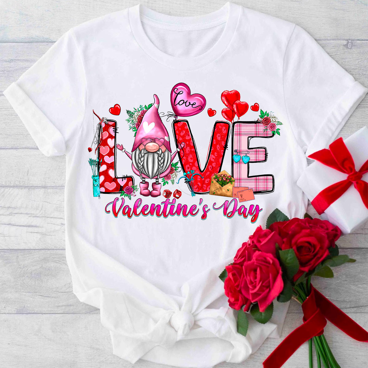 Love Valentine's Day With Gnome T-Shirt